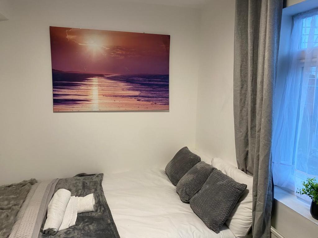 Small But Cozy Studio, Great Tube Connection Londres Extérieur photo