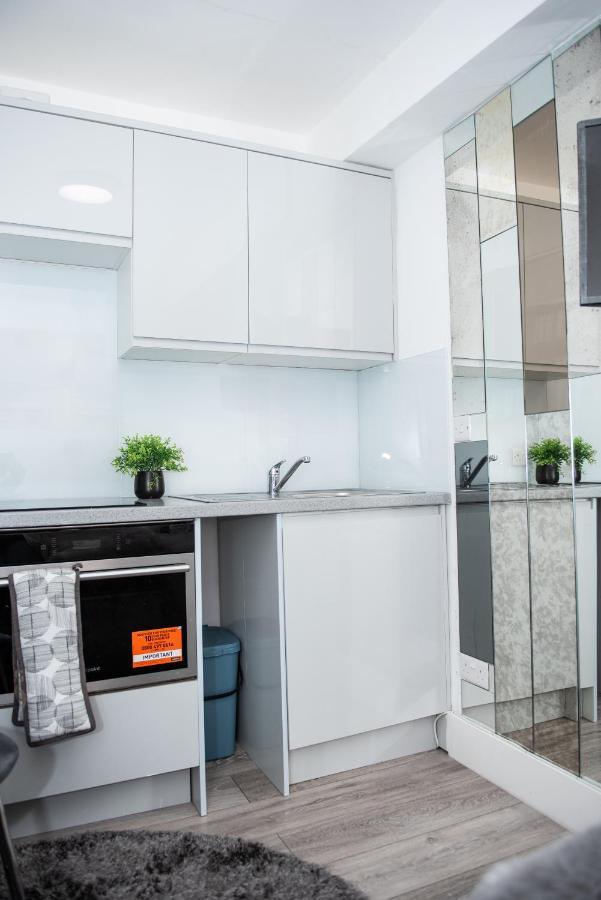Small But Cozy Studio, Great Tube Connection Londres Extérieur photo